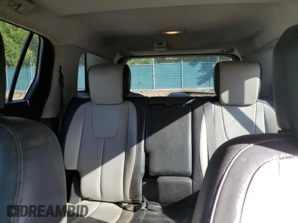 ✅ 2010 GMC Terrain SLT-2 • VIN: 2CTFLJEY6A6389066 • Lot: 82458945. Wystawiony na Copart z przebiegiem 138 790 mil. Bezpłatny archiwum sprzedaży aukcyjnych z USA i szczegółowy raport historii pojazdu na DreamBid. Zdjęcie 10.