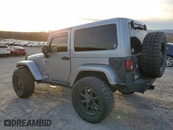 ✅ 2013 Jeep Wrangler Rubicon • VIN: 1C4BJWCG6DL616484 • Lot: 80236254. Wystawiony na Copart z przebiegiem 202 212 mil. Bezpłatny archiwum sprzedaży aukcyjnych z USA i szczegółowy raport historii pojazdu na DreamBid. Zdjęcie 2.