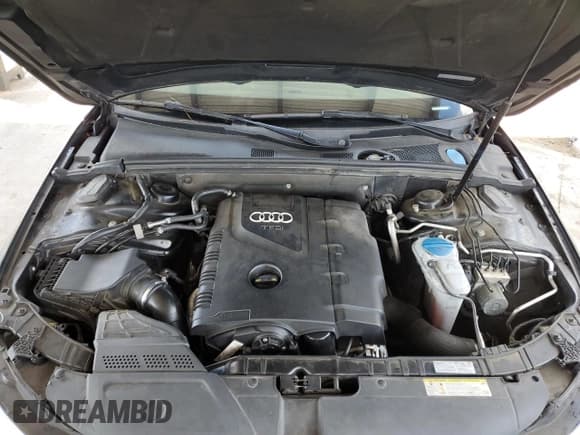 ✅ 2015 Audi A4 Premium Plus • VIN: WAUEFAFL8FN006939 • Лот: 81819295. Опубликован ранее на Copart с пробегом 165 454 миль. Бесплатный доступ к архиву аукционных продаж из США и подробный отчёт об истории автомобиля на DreamBid. Изображение 11.