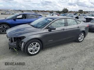 ✅ 2018 Ford Fusion S • VIN: 3FA6P0UU9JR154653 • Lot: 84716325. Listed on Copart with 52,292 mi. Free auction sales archive from the USA and detailed vehicle history report at DreamBid. Image 1.