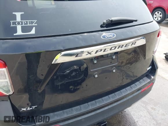 ✅ 2020 Ford Explorer XLT • VIN: 1FMSK8DH0LGC78552 • Lot: 42010246. Wystawiony na IAAI z przebiegiem 46 614 mil. Bezpłatny archiwum sprzedaży aukcyjnych z USA i szczegółowy raport historii pojazdu na DreamBid. Zdjęcie 12.