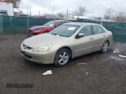 ✅ 2004 Honda Accord EX • VIN: 1HGCM56844A008888 • Lot: 43649121. Wystawiony na IAAI z przebiegiem 180 605 mil. Bezpłatny archiwum sprzedaży aukcyjnych z USA i szczegółowy raport historii pojazdu na DreamBid. Zdjęcie 17.