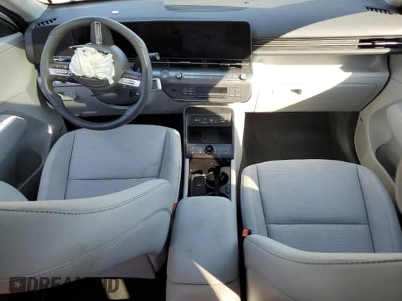 2024 Hyundai Kona Limited with VIN KM8HE3A30RU161268, listed as a Copart auction lot 77844404 with 1,598 mi miles and Salvage title. Bid and sale history available at DreamBid. Image 8.