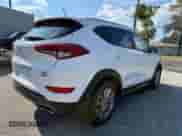 2016 Hyundai Tucson Sport z VIN KM8J3CA2XGU045541, wystawiony jako Copart lot #71610865 z przebiegiem 118 965 mil mil oraz Czysty tytuł • Clean title. Historia ofert i sprzedaży dostępna na DreamBid. Obrazek 4.