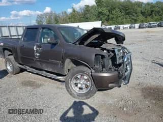 2008 Chevrolet Silverado 1500 LTZ with VIN 2GCEK13M781188374, listed as a IAAI auction lot 43304483 with 136,027 mi miles and . Bid and sale history available at DreamBid. Image 1.