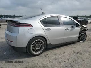 ✅ 2015 Chevrolet Volt • VIN: 1G1RD6E40FU126329 • Lot: 46565734. Wystawiony na Copart z przebiegiem 31 131 mil. Bezpłatny archiwum sprzedaży aukcyjnych z USA i szczegółowy raport historii pojazdu na DreamBid. Zdjęcie 3.