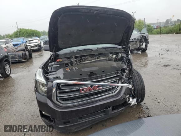 ✅ 2015 GMC Yukon XL SLE • VIN: 1GKS2GKCXFR510772 • Lot: 58534035. Listed on Copart with 89,902 mi. Free auction sales archive from the USA and detailed vehicle history report at DreamBid. Image 5.