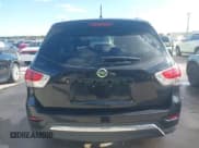 ✅ 2015 Nissan Pathfinder S • VIN: 5N1AR2MN2FC668137 • Lot: 43570265. Listed on IAAI with 147,815 mi. Free auction sales archive from the USA and detailed vehicle history report at DreamBid. Image 16.