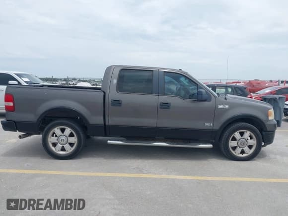 ✅ 2008 Ford F-150 XLT • VIN: 1FTPW12V88KD16435 • Lot: 42410930. Listed on IAAI with 177,559 mi. Free auction sales archive from the USA and detailed vehicle history report at DreamBid. Image 13.