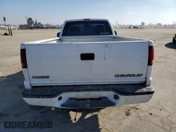 ✅ 2000 Chevrolet S-10 LS • VIN: 1GCCS14W8YK222863 • Лот: 87249414. Опубликован ранее на Copart с пробегом 217 295 миль. Бесплатный доступ к архиву аукционных продаж из США и подробный отчёт об истории автомобиля на DreamBid. Изображение 6.