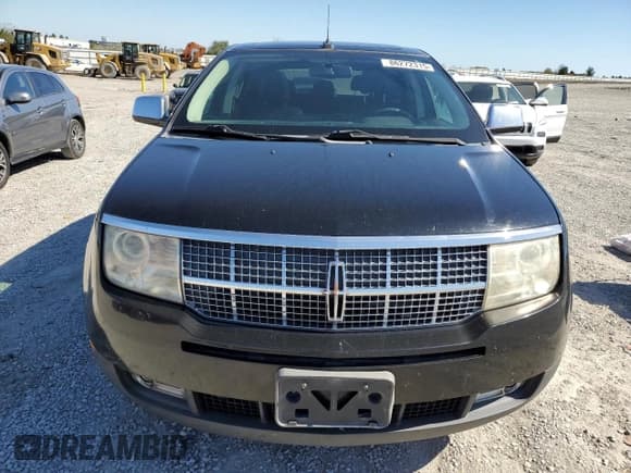 ✅ 2007 Lincoln MKX • VIN: 2LMDU88C47BJ09556 • Lot: 86272315. Wystawiony na Copart z przebiegiem 226 864 mil. Bezpłatny archiwum sprzedaży aukcyjnych z USA i szczegółowy raport historii pojazdu na DreamBid. Zdjęcie 5.