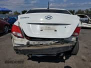 ✅ 2017 Hyundai Accent SE • VIN: KMHCT4AE1HU312687 • Лот: 61299614. Опубликован ранее на Copart с пробегом 76 859 миль. Бесплатный доступ к архиву аукционных продаж из США и подробный отчёт об истории автомобиля на DreamBid. Изображение 6.