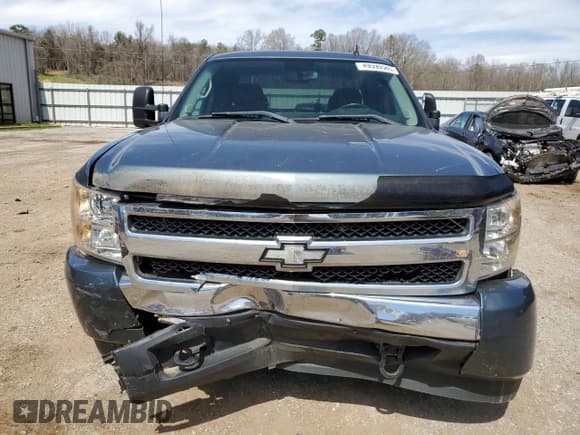 ✅ 2008 Chevrolet Silverado 1500 2LT • VIN: 2GCEC190081326449 • Lot: 49590565. Wystawiony na Copart z przebiegiem 309 997 mil. Bezpłatny archiwum sprzedaży aukcyjnych z USA i szczegółowy raport historii pojazdu na DreamBid. Zdjęcie 5.