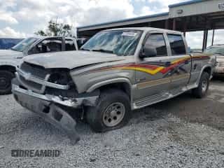 2003 Chevrolet Silverado 1500HD LS с VIN 1GCGC13U23F219411, выставлен на аукционе Copart как лот 57584845 с пробегом 139 565 миль миль и Списание • Salvage title. История ставок и продаж доступна на DreamBid. Изображение 1.