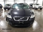 ✅ 2010 Volvo V50 • VIN: YV1382MW5A2575954 • Lot: 74050034. Listed on Copart with 195,447 mi. Free auction sales archive from the USA and detailed vehicle history report at DreamBid. Image 5.