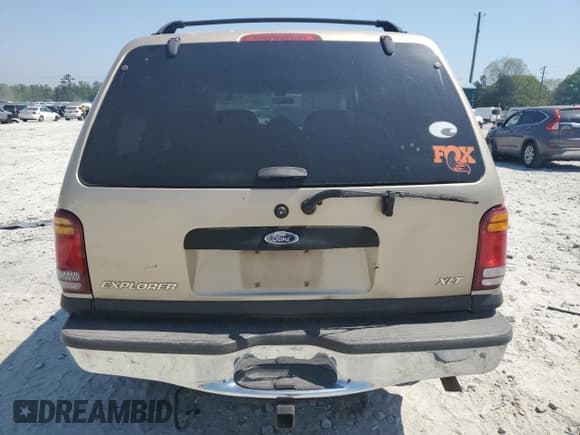 ✅ 1999 Ford Explorer XLT • VIN: 1FMZU32E8XUB73723 • Lot: 53383835. Wystawiony na Copart z przebiegiem 233 675 mil. Bezpłatny archiwum sprzedaży aukcyjnych z USA i szczegółowy raport historii pojazdu na DreamBid. Zdjęcie 6.