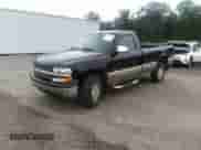 2002 Chevrolet Silverado 1500 LS with VIN 1GCEK14T72Z273185, listed as a IAAI auction lot 34055338 with 123,301 mi miles and . Bid and sale history available at DreamBid. Image 2.