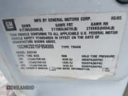 ✅ 2005 Chevrolet Silverado 2500HD LT • VIN: 1GCHK23215F950393 • Lot: 41780395. Wystawiony na IAAI z przebiegiem 294 419 mil. Bezpłatny archiwum sprzedaży aukcyjnych z USA i szczegółowy raport historii pojazdu na DreamBid. Zdjęcie 9.