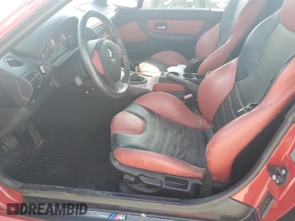 ✅ 2000 BMW Z3 M Roadster • VIN: WBSCK9347YLC93878 • Лот: 74850664. Опубликован ранее на Copart с пробегом Не указан. Бесплатный доступ к архиву аукционных продаж из США и подробный отчёт об истории автомобиля на DreamBid. Изображение 7.