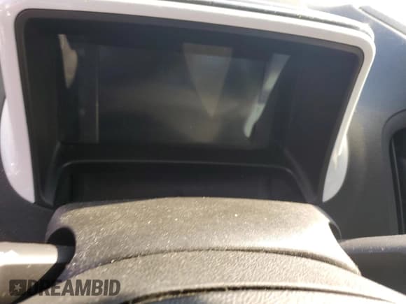 ✅ 2013 Chevrolet Volt • VIN: 1G1RD6E41DU145890 • Lot: 69169994. Wystawiony na Copart z przebiegiem Nie podano. Bezpłatny archiwum sprzedaży aukcyjnych z USA i szczegółowy raport historii pojazdu na DreamBid. Zdjęcie 9.