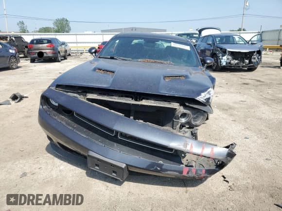 ✅ 2018 Dodge Challenger SXT • VIN: 2C3CDZAG5JH161933 • Lot: 64328445. Listed on Copart with 81,259 mi. Free auction sales archive from the USA and detailed vehicle history report at DreamBid. Image 5.