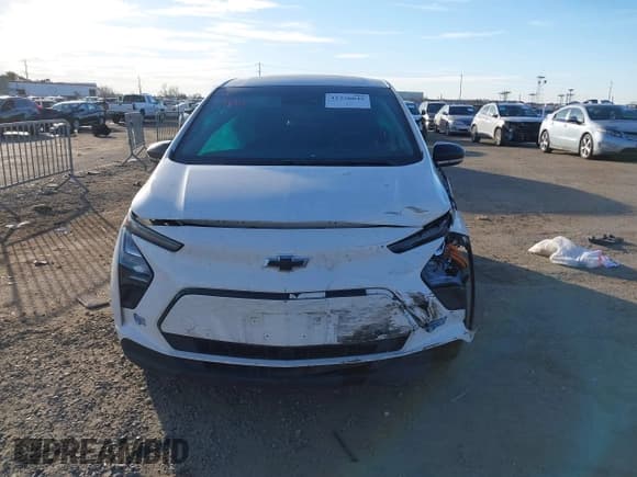 ✅ 2022 Chevrolet Bolt EV 1LT • VIN: 1G1FW6S06N4100590 • Lot: 41338049. Listed on IAAI with 133,115 mi. Free auction sales archive from the USA and detailed vehicle history report at DreamBid. Image 12.