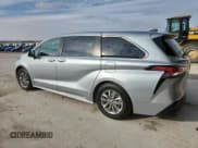 ✅ 2021 Toyota Sienna LE • VIN: 5TDKSKFC0MS036791 • Lot: 93126565. Listed on Copart with 248,708 mi. Free auction sales archive from the USA and detailed vehicle history report at DreamBid. Image 2.