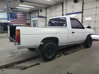 ✅ 1986 Nissan Hardbody E • VIN: JN6ND11S8GW026883 • Lot: 84040874. Wystawiony na Copart z przebiegiem 193 104 mil. Bezpłatny archiwum sprzedaży aukcyjnych z USA i szczegółowy raport historii pojazdu na DreamBid. Zdjęcie 3.
