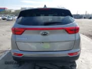 ✅ 2019 Kia Sportage EX • VIN: KNDPN3AC9K7601430 • Лот: 43270667. Опубликован ранее на IAAI с пробегом 14 763 миль. Бесплатный доступ к архиву аукционных продаж из США и подробный отчёт об истории автомобиля на DreamBid. Изображение 16.