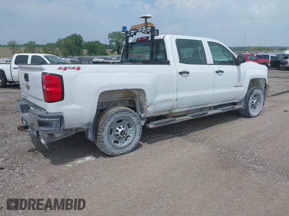 ✅ 2017 Chevrolet Silverado 2500HD Work Truck • VIN: 1GC1KUEY0HF217335 • Lot: 42310735. Listed on IAAI with 107,781 mi. Free auction sales archive from the USA and detailed vehicle history report at DreamBid. Image 4.
