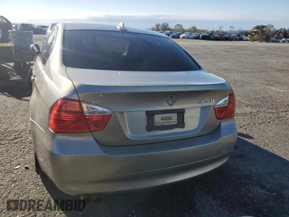 ✅ 2007 BMW 3 Series 328i • VIN: WBAVA33537PV67765 • Lot: 89457115. Listed on Copart with 161,335 mi. Free auction sales archive from the USA and detailed vehicle history report at DreamBid. Image 6.