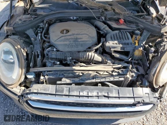 ✅ 2016 MINI Clubman S • VIN: WMWLN9C5XG2B31249 • Lot: 65138535. Listed on Copart with 96,694 mi. Free auction sales archive from the USA and detailed vehicle history report at DreamBid. Image 11.