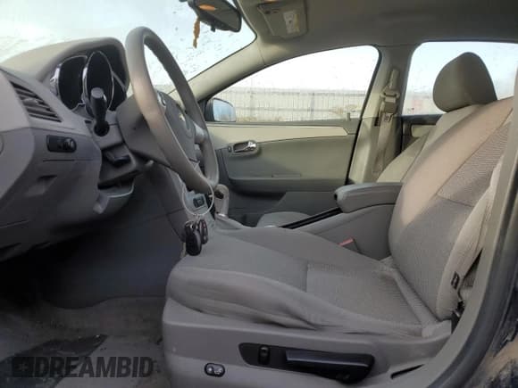 ✅ 2012 Chevrolet Malibu 1LS • VIN: 1G1ZB5E06CF319906 • Lot: 81969564. Listed on Copart with 95,732 mi. Free auction sales archive from the USA and detailed vehicle history report at DreamBid. Image 7.