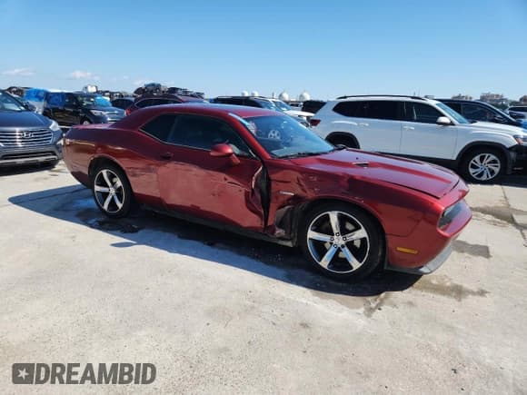 ✅ 2014 Dodge Challenger SXT • VIN: 2C3CDYAG9EH218344 • Лот: 90260685. Опубликован ранее на Copart с пробегом 182 294 миль. Бесплатный доступ к архиву аукционных продаж из США и подробный отчёт об истории автомобиля на DreamBid. Изображение 4.