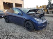 ✅ 2022 Tesla Model Y Long Range • VIN: 7SAYGDEE6NF393251 • Lot: 93039045. Wystawiony na Copart z przebiegiem Nie podano. Bezpłatny archiwum sprzedaży aukcyjnych z USA i szczegółowy raport historii pojazdu na DreamBid. Zdjęcie 4.