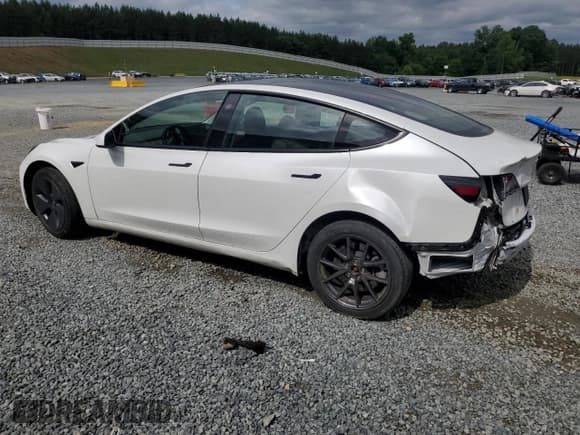 ✅ 2023 Tesla Model 3 • VIN: 5YJ3E1EA0PF452595 • Лот: 58491175. Опубликован ранее на Copart с пробегом 40 288 миль. Бесплатный доступ к архиву аукционных продаж из США и подробный отчёт об истории автомобиля на DreamBid. Изображение 2.