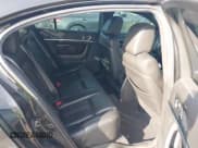 ✅ 2010 Lincoln MKS • VIN: 1LNHL9DR1AG600652 • Lot: 42984804. Wystawiony na IAAI z przebiegiem 176 060 mil. Bezpłatny archiwum sprzedaży aukcyjnych z USA i szczegółowy raport historii pojazdu na DreamBid. Zdjęcie 8.