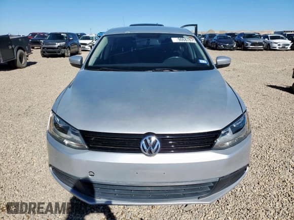 ✅ 2012 Volkswagen Jetta TDI • VIN: 3VWLL7AJ3CM334221 • Lot: 90687875. Listed on Copart with 160,686 mi. Free auction sales archive from the USA and detailed vehicle history report at DreamBid. Image 5.