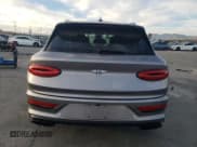 ✅ 2023 Bentley Bentayga V8 • VIN: SJAHT2ZVXPC019850 • Lot: 42813265. Wystawiony na Copart z przebiegiem 706 mil. Bezpłatny archiwum sprzedaży aukcyjnych z USA i szczegółowy raport historii pojazdu na DreamBid. Zdjęcie 6.