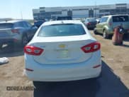 ✅ 2017 Chevrolet Cruze LT • VIN: 1G1BE5SMXH7228123 • Lot: 43396571. Listed on IAAI with 66,224 mi. Free auction sales archive from the USA and detailed vehicle history report at DreamBid. Image 16.