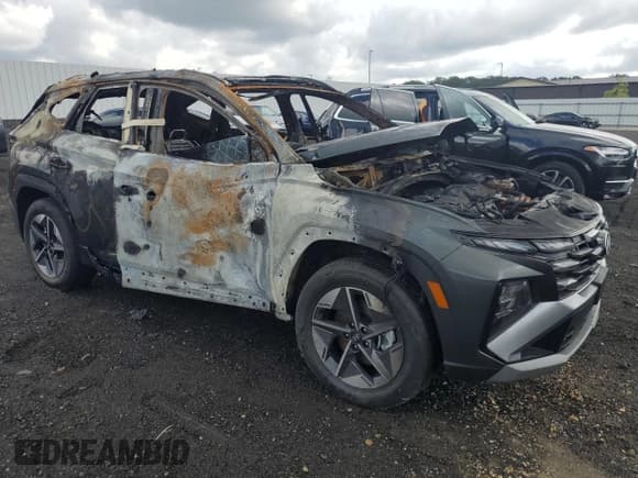 ✅ 2025 Hyundai Tucson SEL Convenience • VIN: KM8JCDD19SU341913 • Lot: 83870545. Listed on Copart with Not provided. Free auction sales archive from the USA and detailed vehicle history report at DreamBid. Image 4.