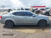 ✅ 2009 Dodge Avenger SXT • VIN: 1B3LC56B39N559330 • Лот: 43310187. Опубликован ранее на IAAI с пробегом 182 784 миль. Бесплатный доступ к архиву аукционных продаж из США и подробный отчёт об истории автомобиля на DreamBid. Изображение 14.