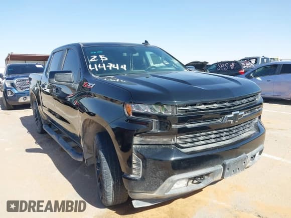 ✅ 2020 Chevrolet Silverado 1500 RST • VIN: 3GCUYEEDXLG216053 • Lot: 42455087. Wystawiony na IAAI z przebiegiem 126 504 mil. Bezpłatny archiwum sprzedaży aukcyjnych z USA i szczegółowy raport historii pojazdu na DreamBid. Zdjęcie 13.