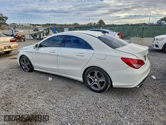 ✅ 2014 Mercedes-Benz CLA 250 • VIN: WDDSJ4EB2EN067108 • Lot: 85439245. Listed on Copart with 176,643 mi. Free auction sales archive from the USA and detailed vehicle history report at DreamBid. Image 2.