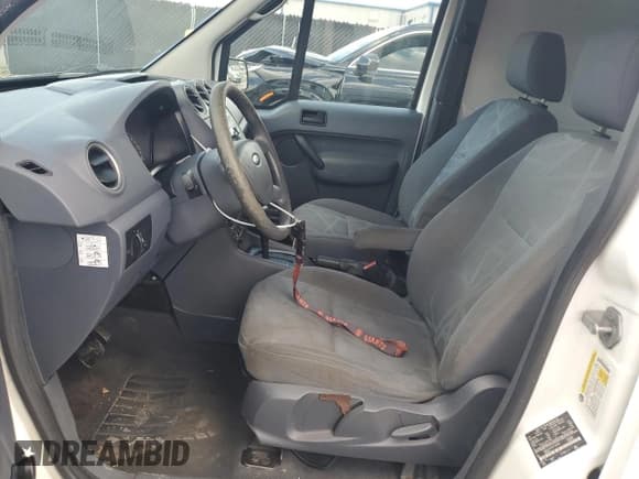 ✅ 2013 Ford Transit Connect XL • VIN: NM0LS7CN3DT156882 • Lot: 67247795. Listed on Copart with 183,830 mi. Free auction sales archive from the USA and detailed vehicle history report at DreamBid. Image 7.
