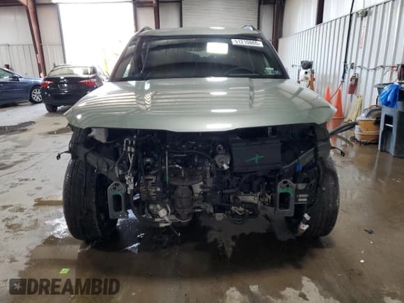 ✅ 2024 Kia Telluride EX X-Line • VIN: 5XYP3DGC0RG458173 • Lot: 91210865. Listed on Copart with 27,981 mi. Free auction sales archive from the USA and detailed vehicle history report at DreamBid. Image 5.