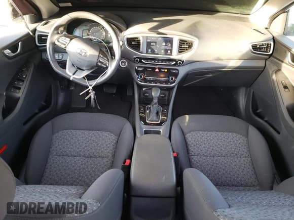 ✅ 2019 Hyundai Ioniq SEL • VIN: KMHC75LC5KU118404 • Lot: 81792134. Wystawiony na Copart z przebiegiem 80 884 mil. Bezpłatny archiwum sprzedaży aukcyjnych z USA i szczegółowy raport historii pojazdu na DreamBid. Zdjęcie 8.