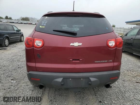 ✅ 2011 Chevrolet Traverse LTZ • VIN: 1GNKRLED3BJ290489 • Lot: 71065274. Wystawiony na Copart z przebiegiem 192 130 mil. Bezpłatny archiwum sprzedaży aukcyjnych z USA i szczegółowy raport historii pojazdu na DreamBid. Zdjęcie 6.