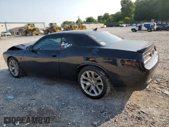 ✅ 2020 Dodge Challenger R/T 50th Anniversary • VIN: 2C3CDZBT9LH223106 • Lot: 60291185. Wystawiony na Copart z przebiegiem 39 190 mil. Bezpłatny archiwum sprzedaży aukcyjnych z USA i szczegółowy raport historii pojazdu na DreamBid. Zdjęcie 2.