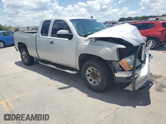 ✅ 2011 GMC Sierra 1500 SLE • VIN: 1GTR1VEA9BZ179429 • Lot: 60401294. Wystawiony na Copart z przebiegiem 177 240 mil. Bezpłatny archiwum sprzedaży aukcyjnych z USA i szczegółowy raport historii pojazdu na DreamBid. Zdjęcie 4.